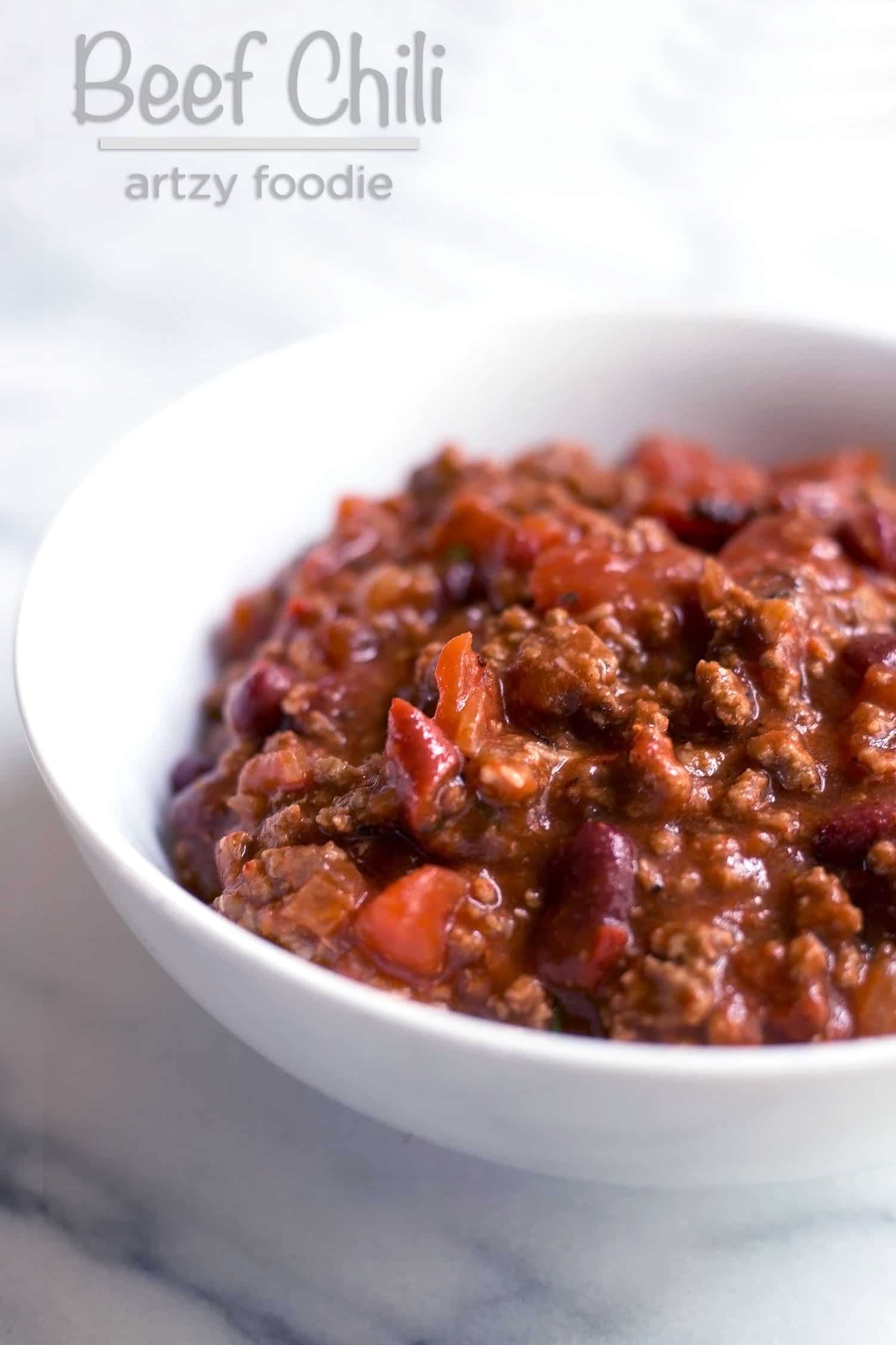 This beef chili is a bowl of thick, hearty, beefy, tomatoey, tangy goodness! |artzyfoodie.com|