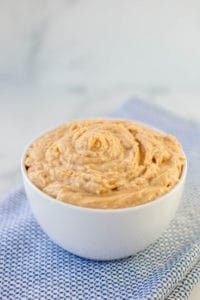 Creamy Dreamy Peanut Butter Frosting - Artzy Foodie